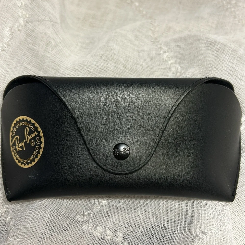 Spyoptic Glace 021.c sunglasses with Ray-Ban case